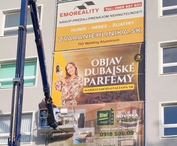 tlač bannera a montáž bannera