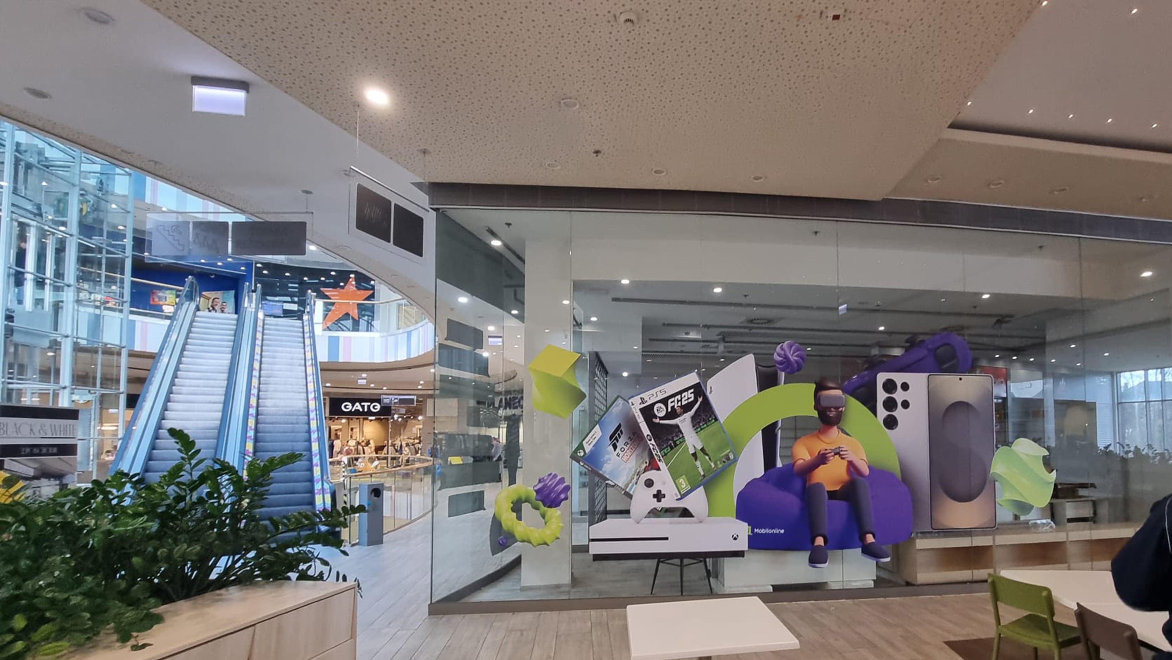 výroba  tlač reklamy a montáž dierovane fólie na prevádzku pre Tipsport